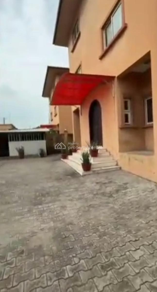 750 Sqm of Land with Two Structure, Lekki Phase 1, Lekki, Lagos, Mixed-use Land Joint Venture