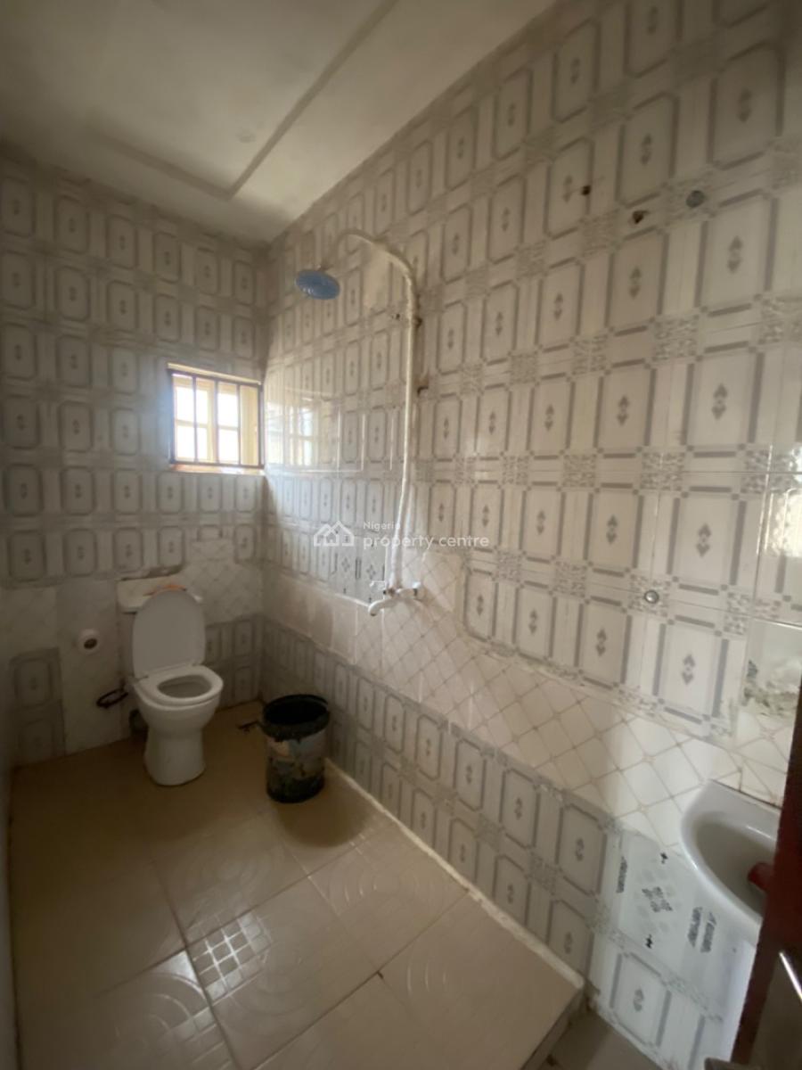Clean 3 Bedroom Close to Express, Around Lbs, Sangotedo, Ajah, Lagos, Flat / Apartment for Rent