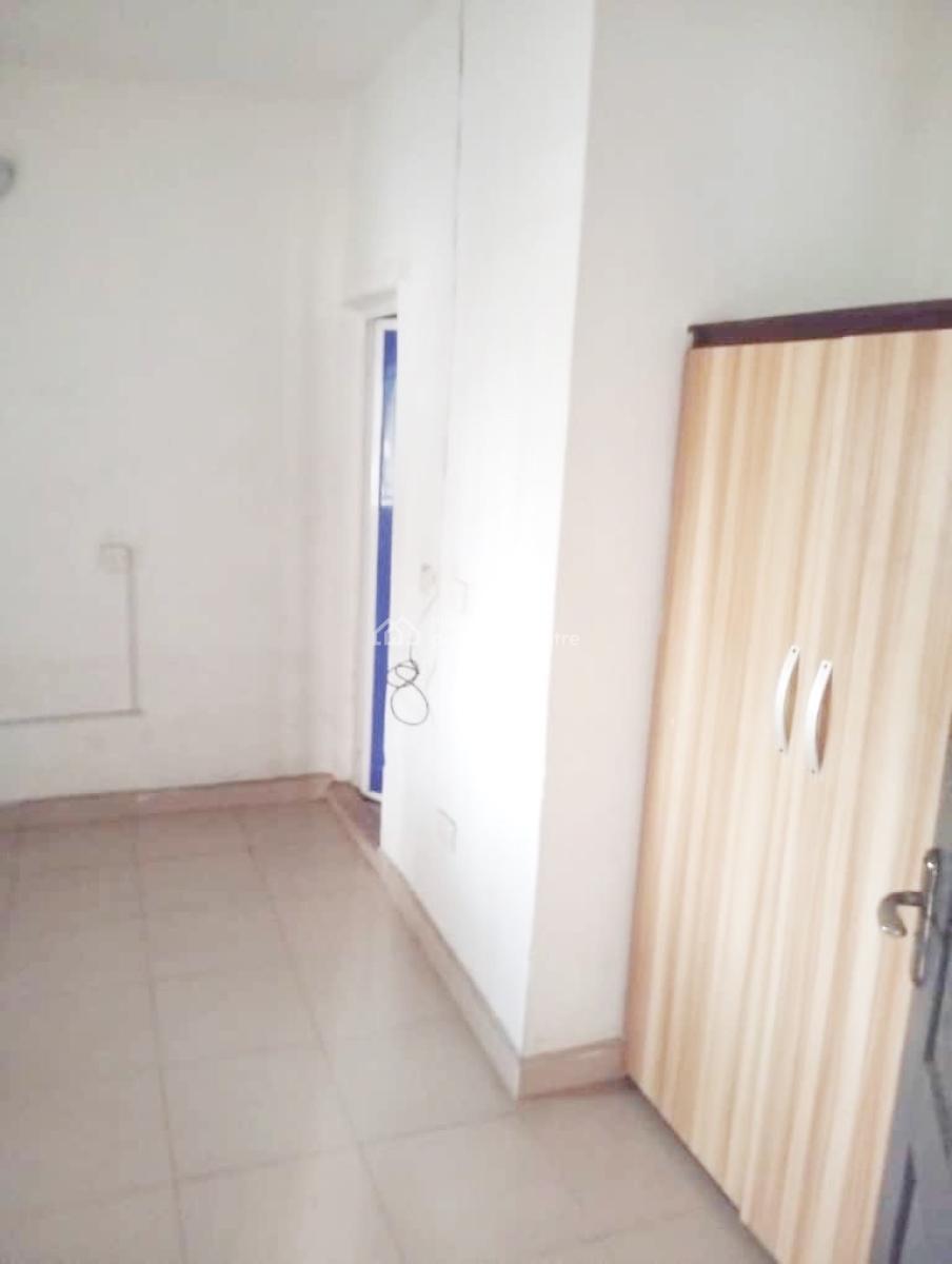 Luxury 3 Bedroom Flat, Gra Phase 1, Magodo, Lagos, Flat / Apartment for Rent