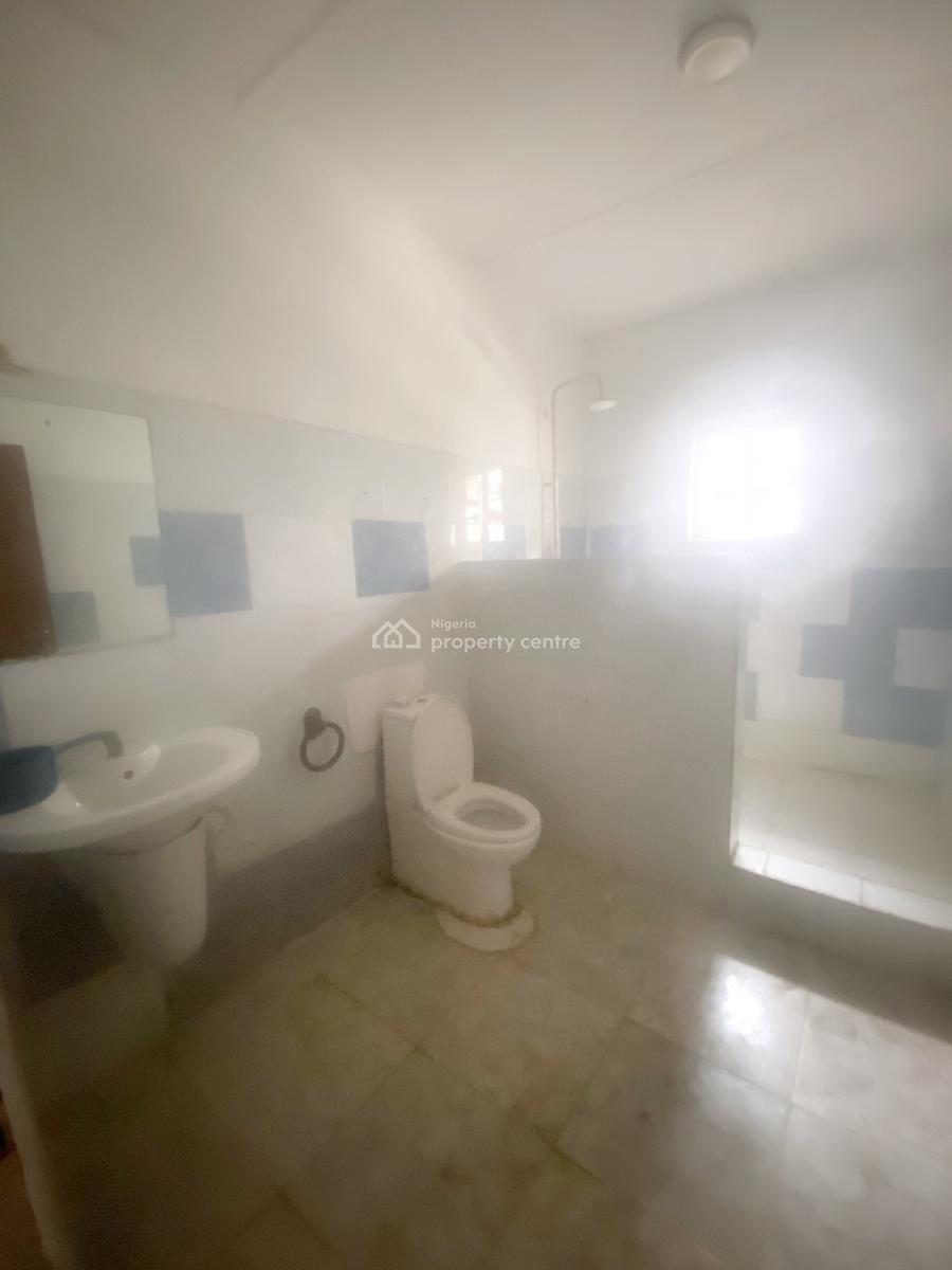 Luxury 3 Bedroom Flat, Gra Phase 1, Magodo, Lagos, Flat / Apartment for Rent