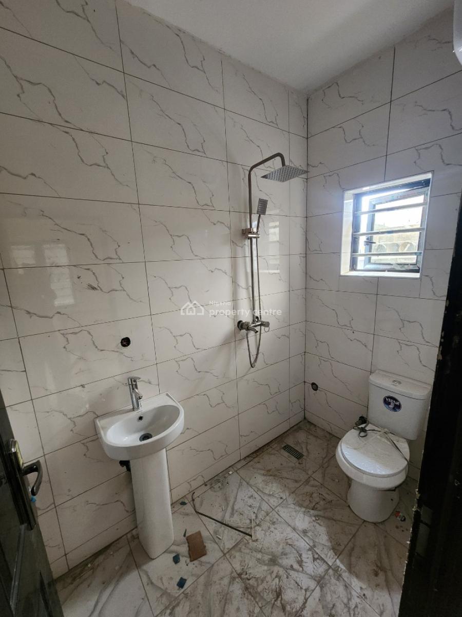 Luxury One Bedroom Block of Flat, News Engineering Dawaki, Dawaki, Gwarinpa, Abuja, Flat / Apartment for Rent