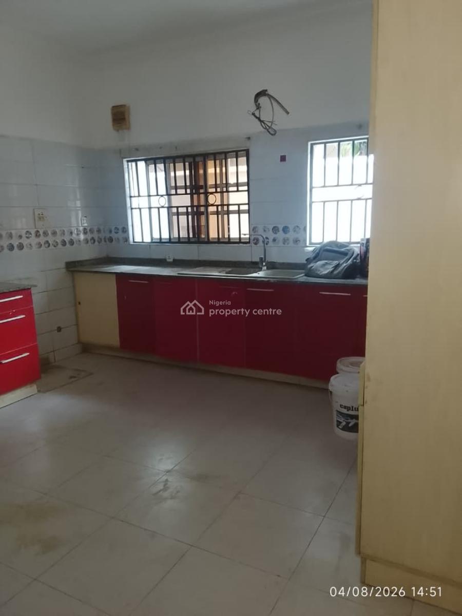 Spacious Serviced 3-bedroom Apartment, Lekki Phase 1, Lekki Phase 1, Lekki, Lagos, Flat / Apartment for Rent