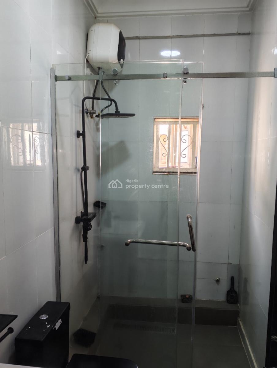 3 Bedrooms Flat, Femi Gbajabiamila Street, Jahi, Abuja, Flat / Apartment for Rent