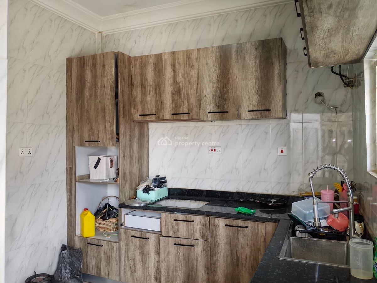 3 Bedrooms Flat, Femi Gbajabiamila Street, Jahi, Abuja, Flat / Apartment for Rent
