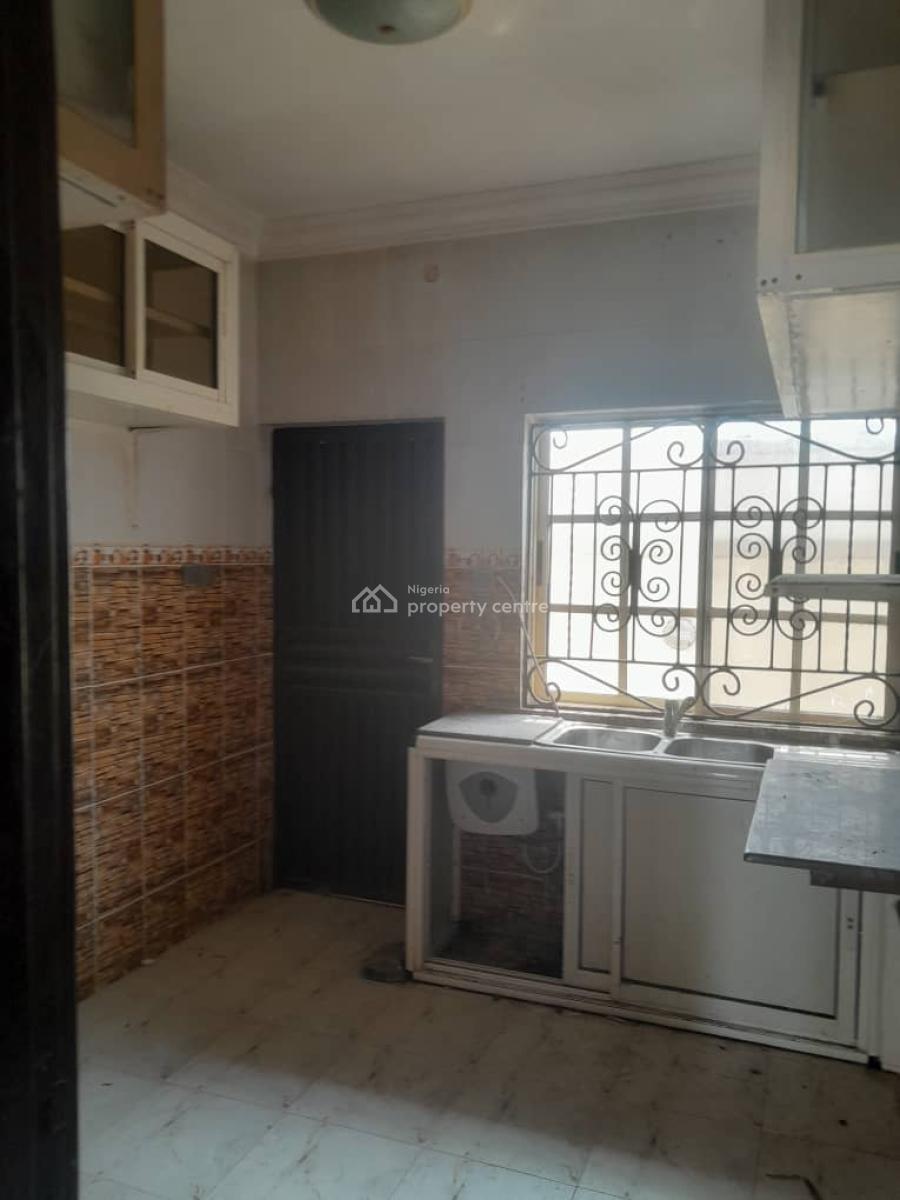 Spacious 3 Bedroom Bungalow in a Spacious Compound, Majek, Abijo, Lekki, Lagos, Detached Bungalow for Rent