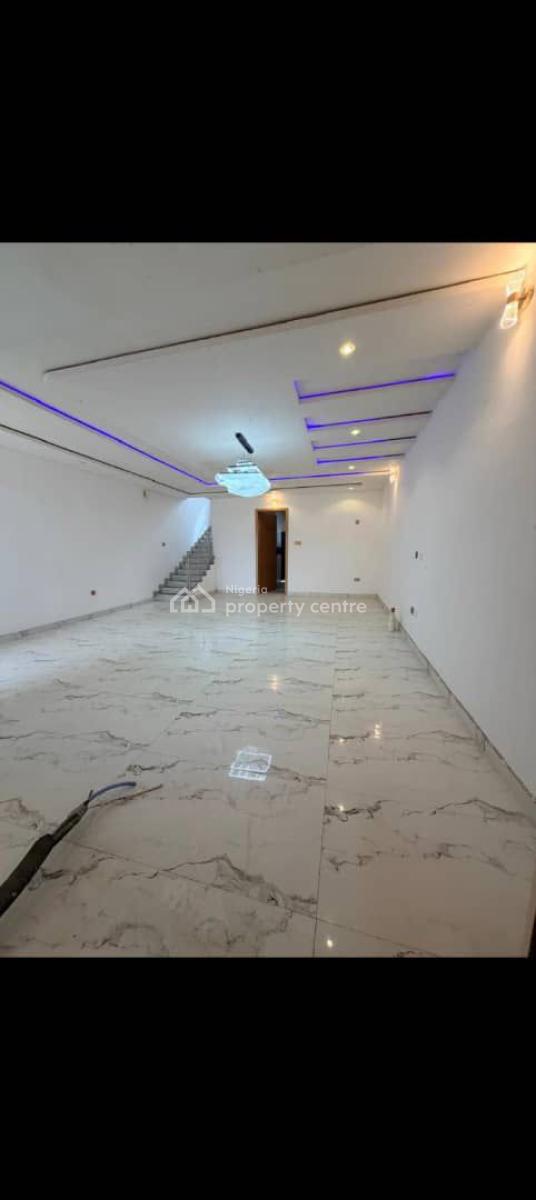 Newly Built 3 Bedroom Apartment Surulere, Surulere Lagos, Surulere, Lagos, Block of Flats for Sale