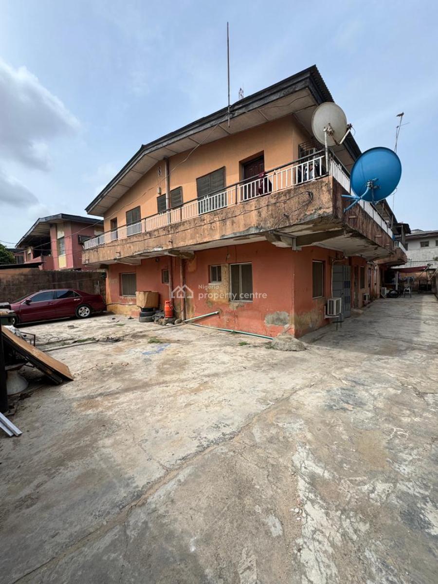a Building with 3 Nos of 3 Bed, 1 2 Bed & 1 Studio in Strategic Area, Off Adekunle Kuye, Surulere, Lagos, Block of Flats for Sale