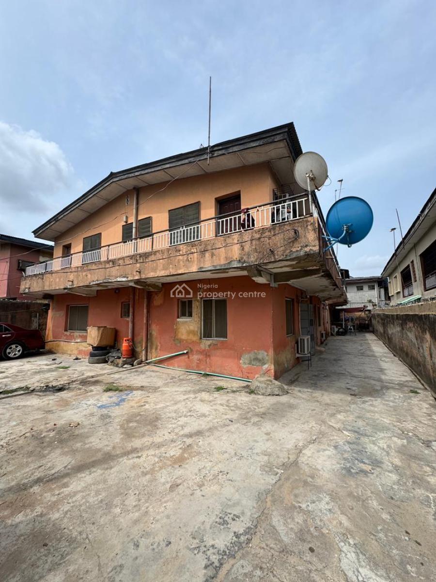 a Building with 3 Nos of 3 Bed, 1 2 Bed & 1 Studio in Strategic Area, Off Adekunle Kuye, Surulere, Lagos, Block of Flats for Sale