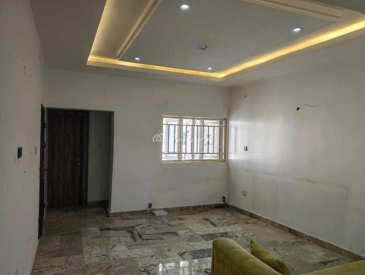 Spacious Three Bedrooms Flat, Gilmore, Jahi, Abuja, Flat / Apartment for Rent