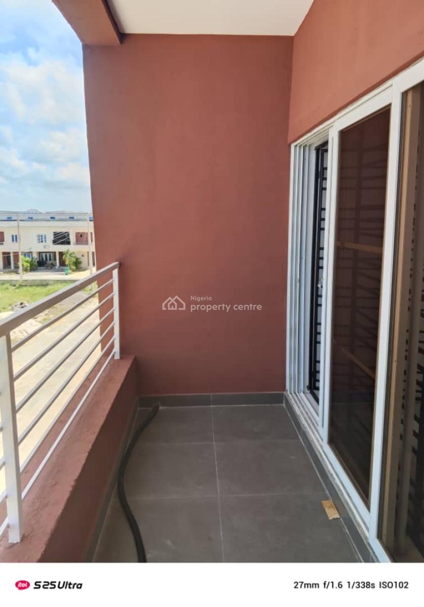 Brand New 2 Bedroom Flat, Awoyaya, Ajah, Lagos, Flat / Apartment for Rent