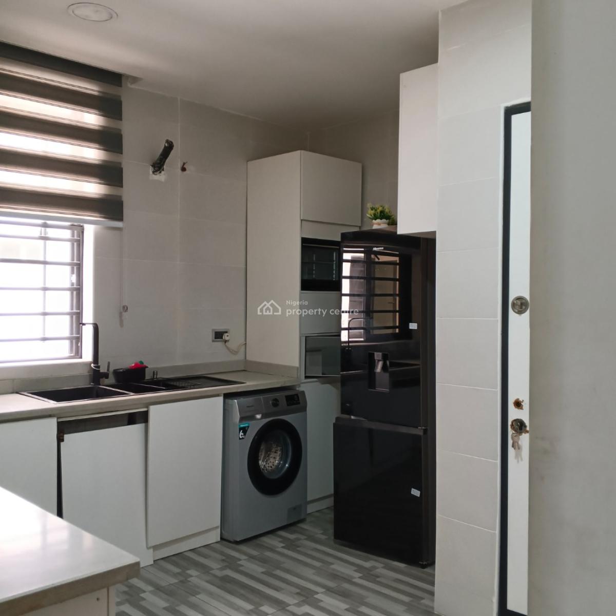 Spacious 2-bedroom Flat, Ikate, Lekki, Lagos, Flat / Apartment for Rent