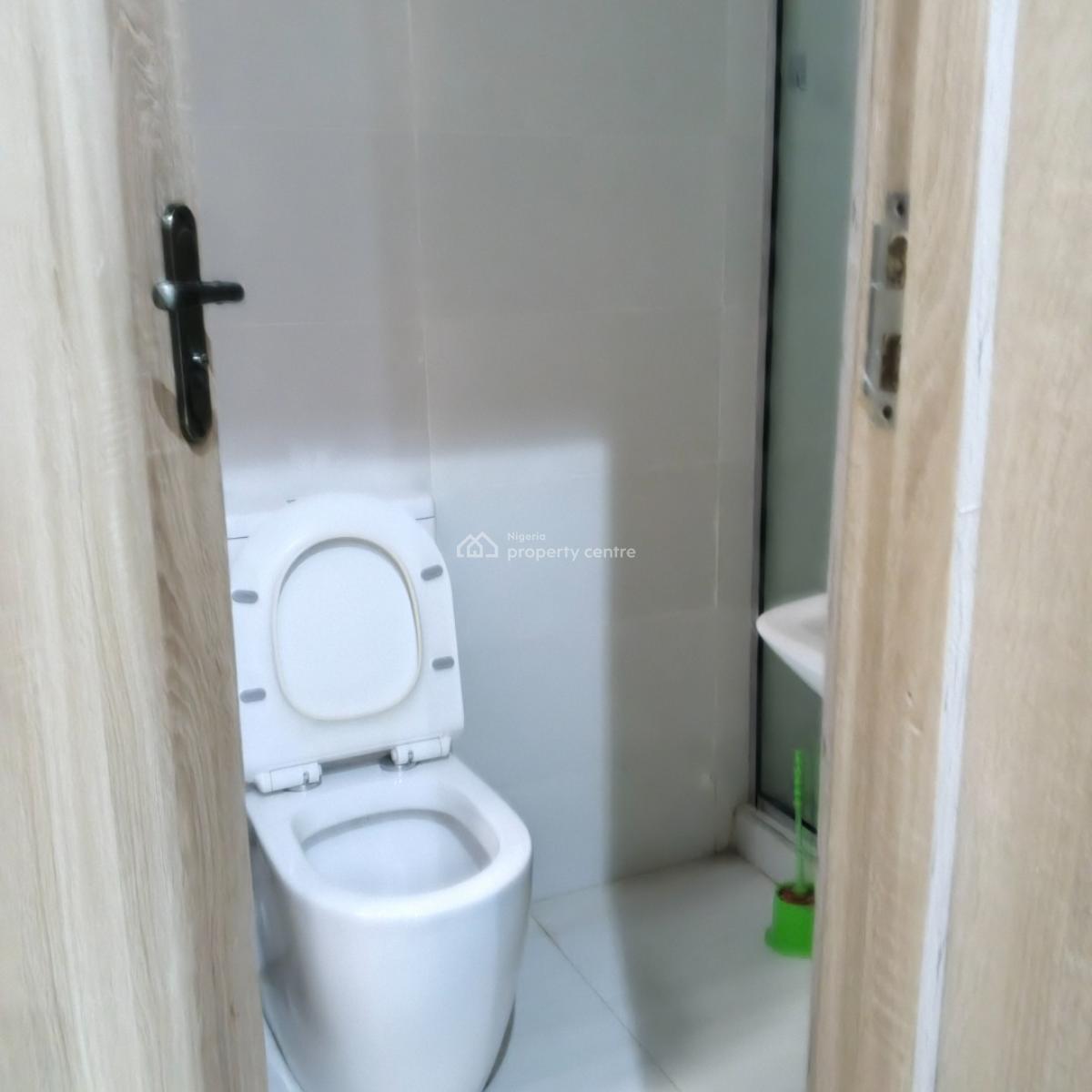Spacious 2-bedroom Flat, Ikate, Lekki, Lagos, Flat / Apartment for Rent