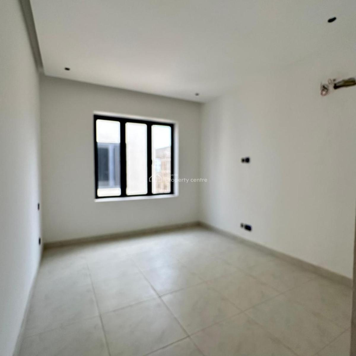 Exquisite 4 Bedroom Semi-detached Duplex with Bq, Lekki Phase 1, Lekki, Lagos, Semi-detached Duplex for Sale