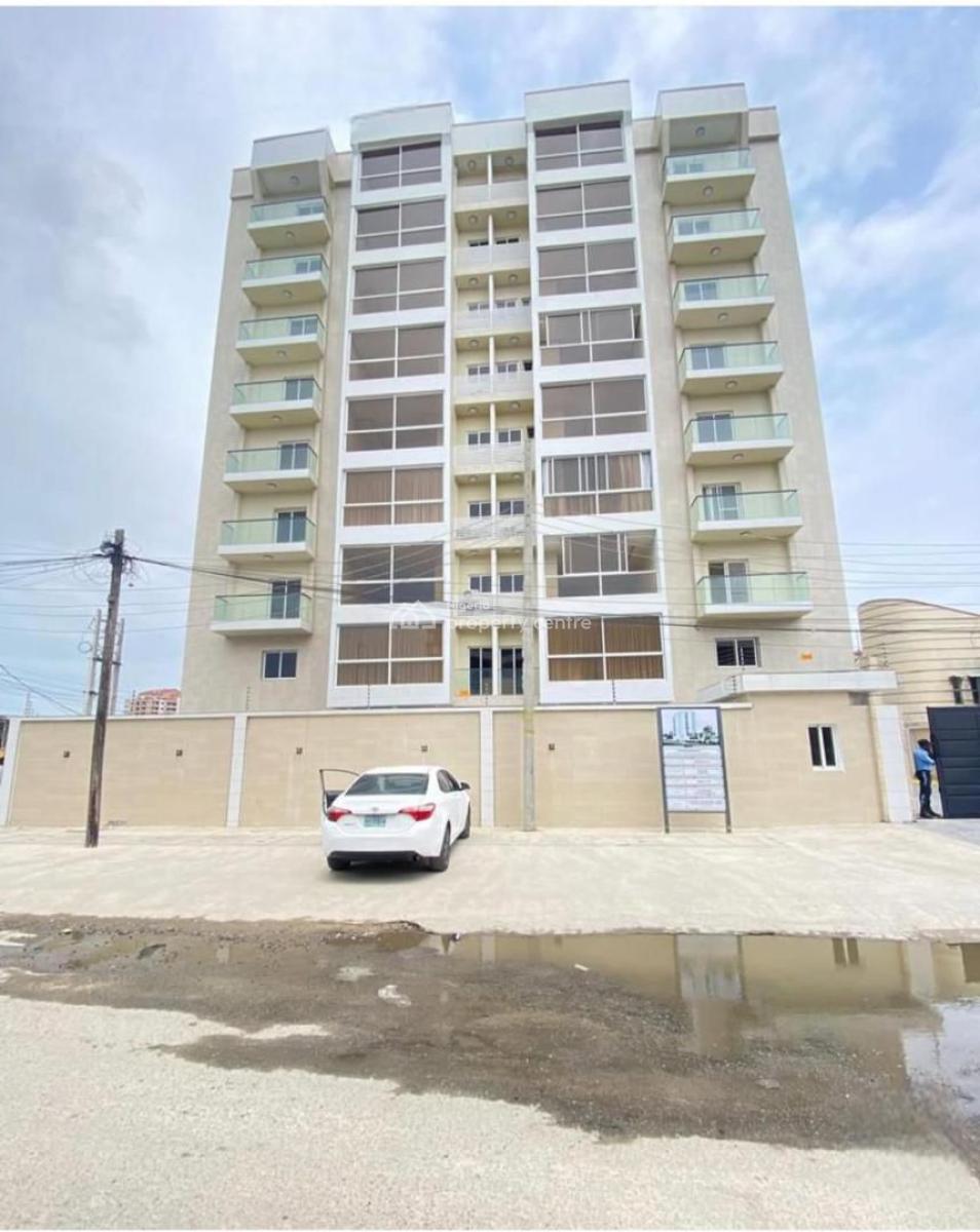 Fantastic 4bedroom Penthouse with Swimming Pool & Gym, in Vi, Victoria Island (vi), Lagos, Block of Flats for Sale