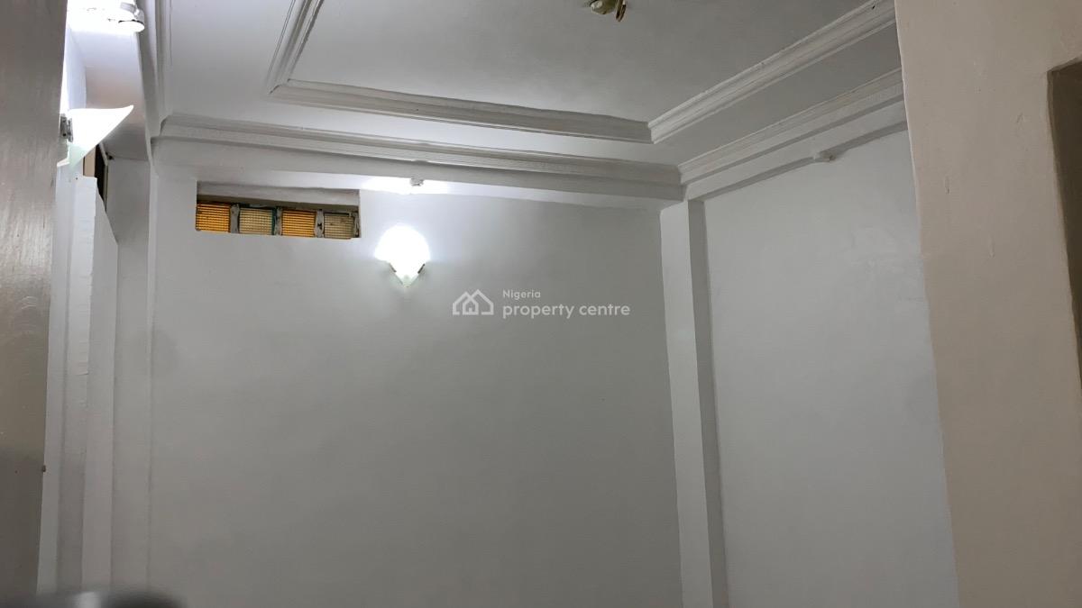 Spacious One Bedroom Flat, Mabushi, Abuja, Flat / Apartment for Rent