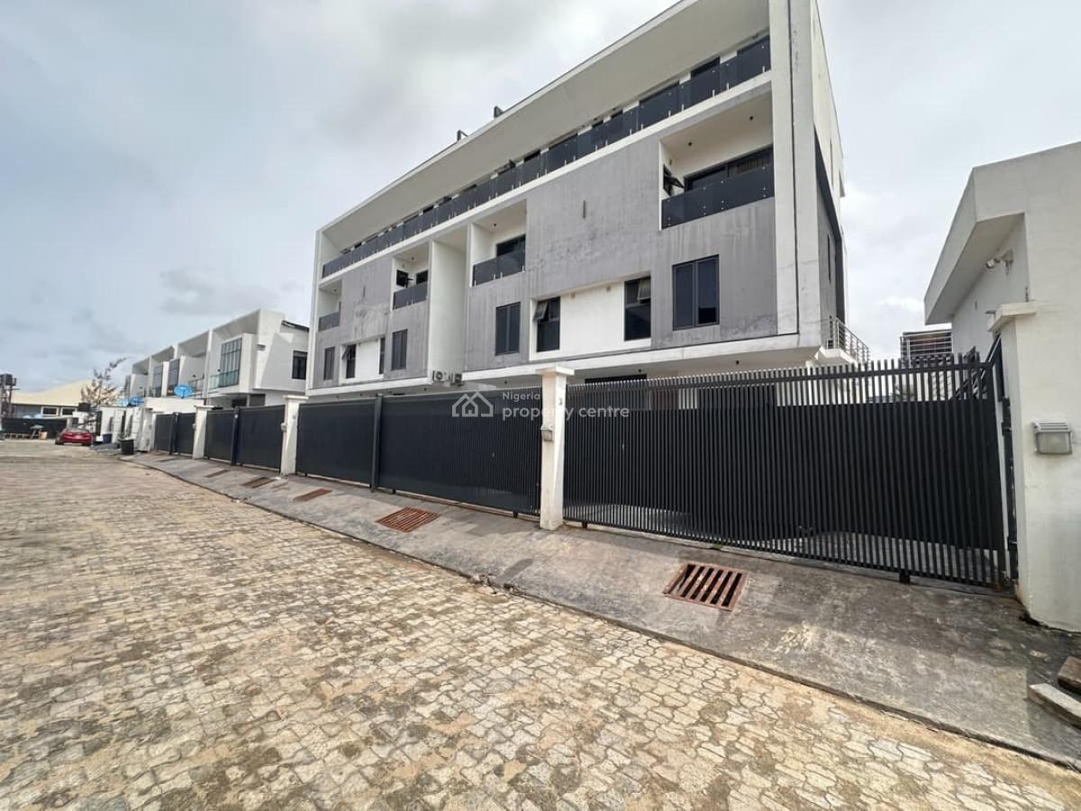 Luxury 2 Bedroom Apartment, Ologolo, Ologolo, Lekki, Lagos, Flat / Apartment for Rent