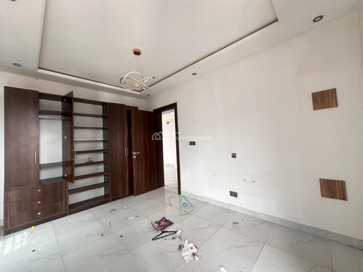 Luxury 2 Bedroom Apartment, Ologolo, Ologolo, Lekki, Lagos, Flat / Apartment for Rent