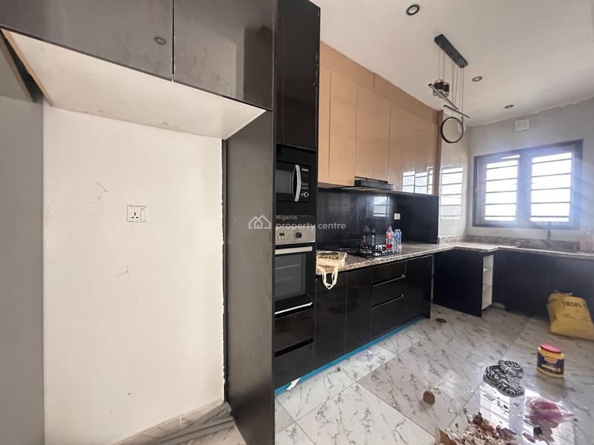 Luxury 2 Bedroom Apartment, Ologolo, Ologolo, Lekki, Lagos, Flat / Apartment for Rent