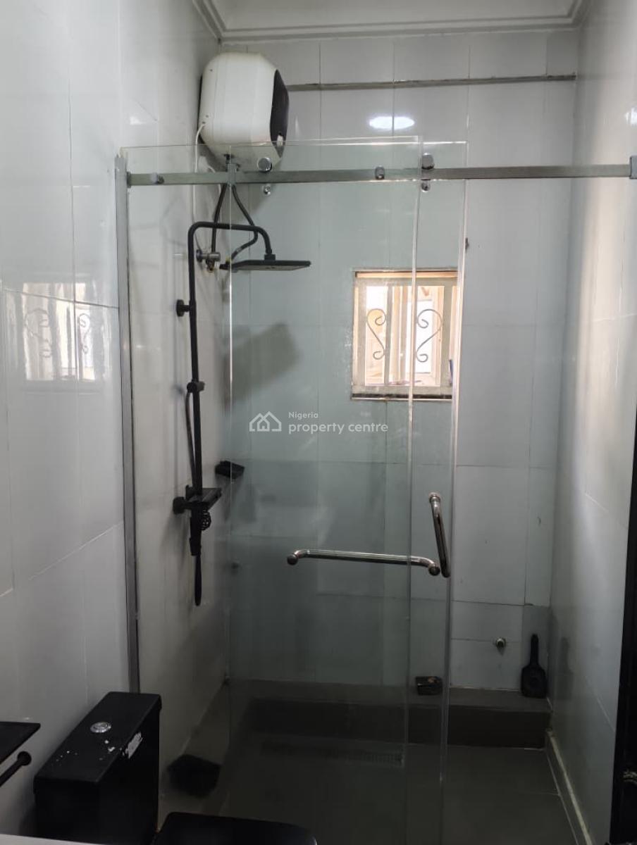 3 Bedrooms Flat (1st Floor), Jahi Gilmor, Jahi, Abuja, Flat / Apartment for Rent