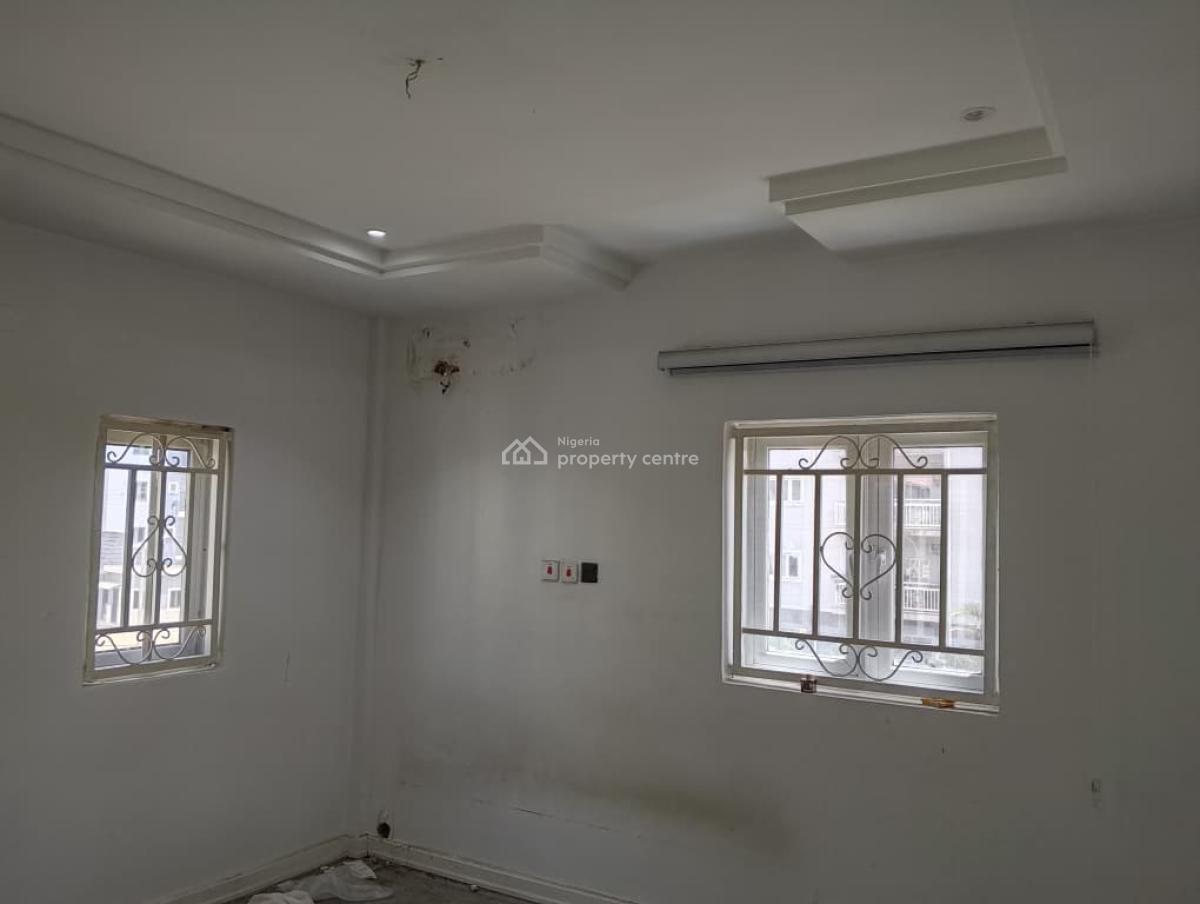 3 Bedrooms Flat (1st Floor), Jahi Gilmor, Jahi, Abuja, Flat / Apartment for Rent