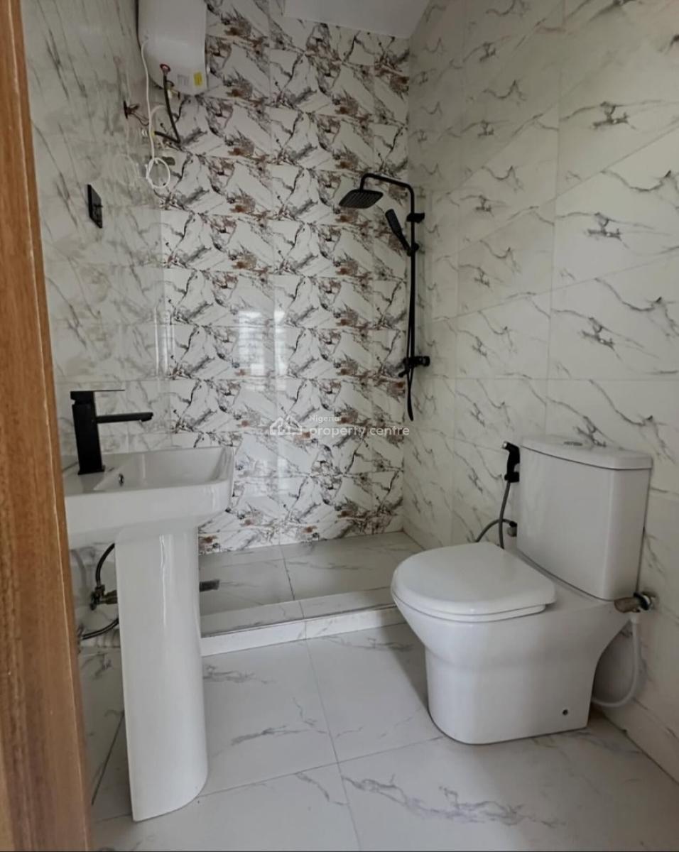 4 Bedroom Fully Detached Duplex with Bq, Magodo Olowora, Magodo, Lagos, Detached Duplex for Sale
