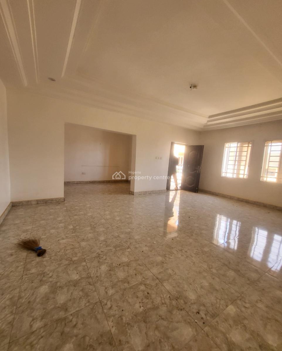 Luxurious Massive 2bedroom Flat, By American International School, Durumi, Abuja, Flat / Apartment for Rent