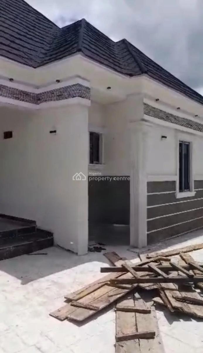 Luxury 3 Bedroom Bungalow with Excellent Facilities in Lugbe -abuja, Lugbe District. Abuja - Nigeria., Sabon Lugbe, Lugbe District, Abuja, Detached Bungalow for Sale