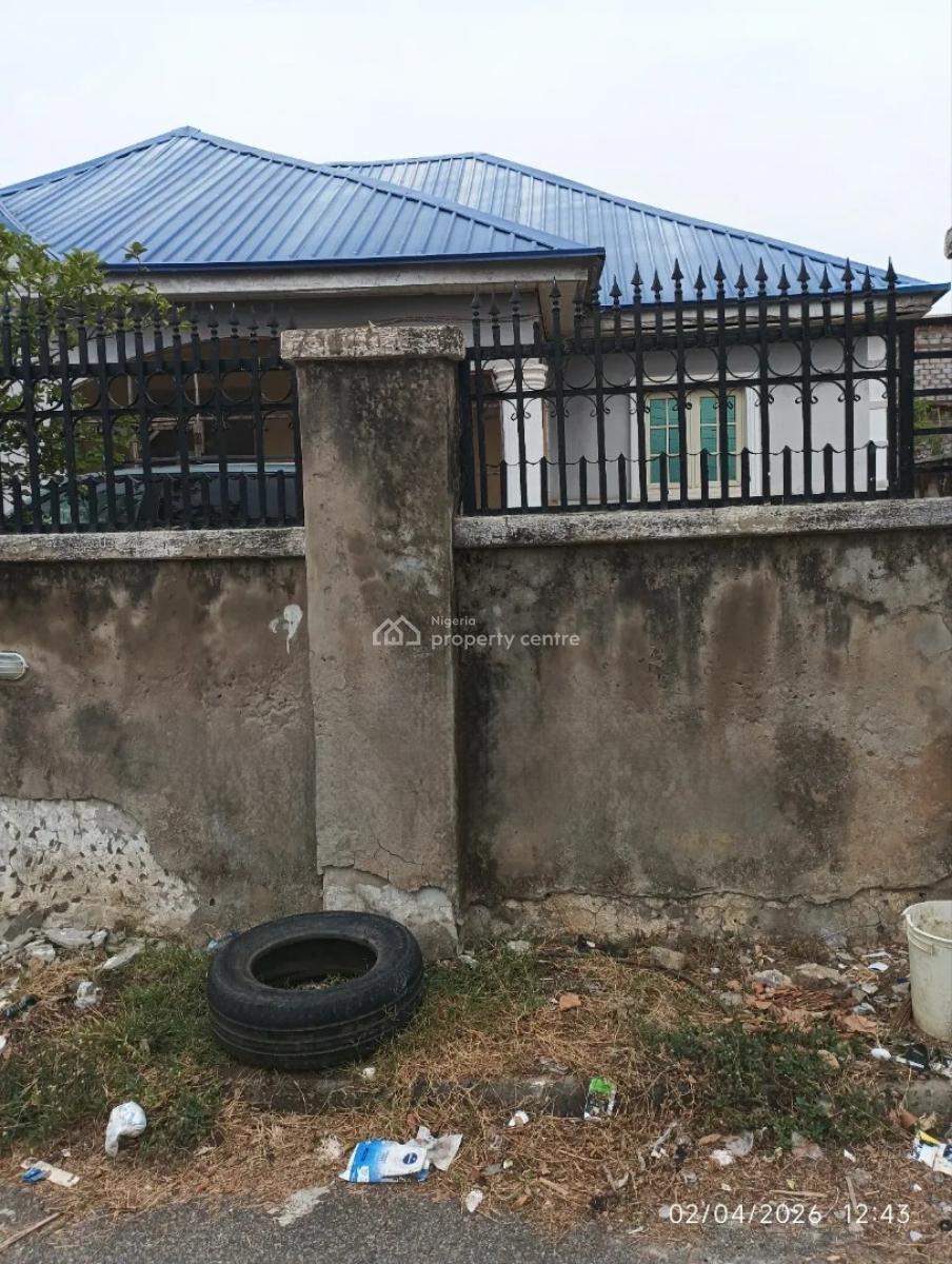 Luxury 4 Bedroom Bungalow with Excellent Facilities in Lugbe -abuja, Lugbe District. Abuja - Nigeria., Sabon Lugbe, Lugbe District, Abuja, Detached Bungalow for Sale