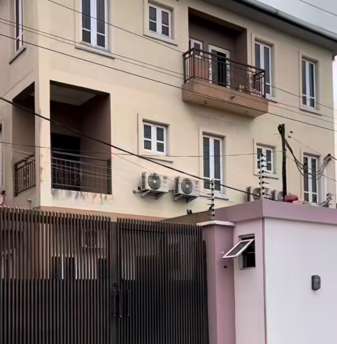 4bedroom Terrace Duplex in a Prime Location, Gbagada, Lagos, Terraced Duplex for Sale