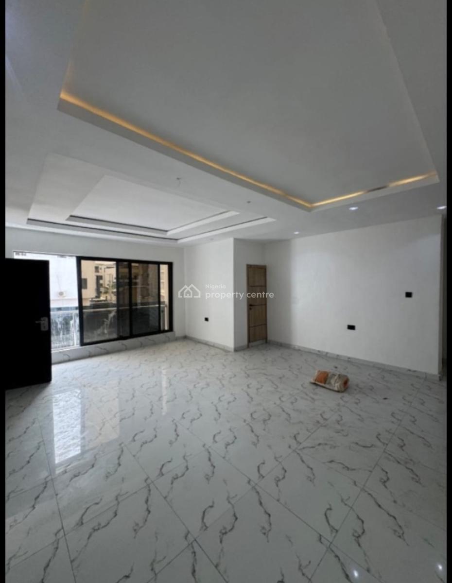 3bed Room Available, Ologolo, Lekki Phase 2, Lekki, Lagos, Flat / Apartment for Rent