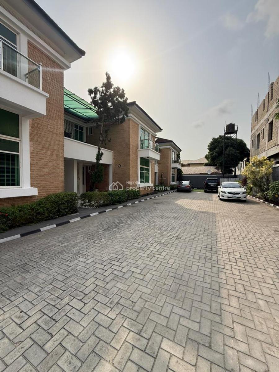 Commercial 4 Bedroom Terrace Duplex, Lekki Phase 1, Lekki, Lagos, Commercial Property for Rent