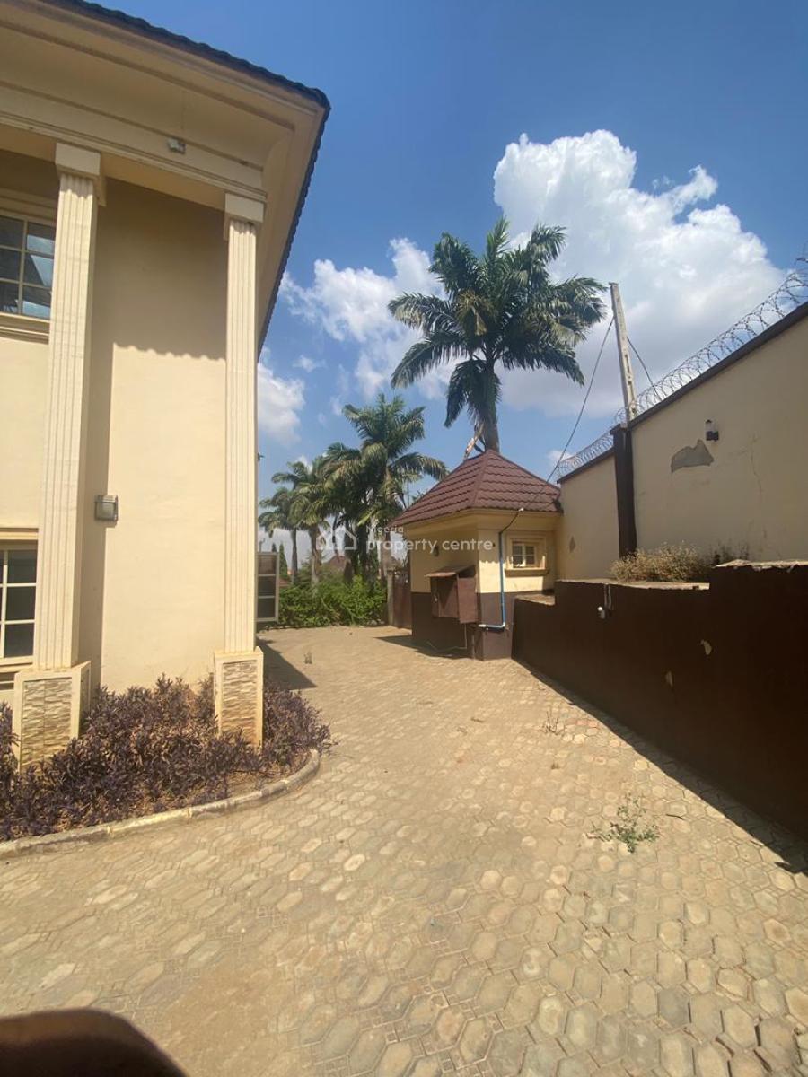 Specious Finished 4-bedroom Semi-detached Duplex with Bq, 7th Avenue, Gwarinpa, Abuja, Semi-detached Duplex for Sale
