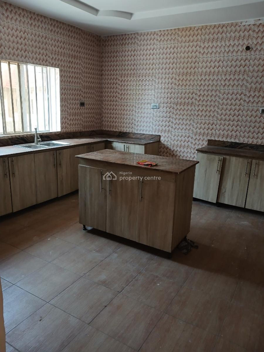 a Very Good Spacious 4-bedroom Fully Detached Duplex, Idu-karmo District Abuja. Nizamiyel Hospital (turkish Hospital), Idu Industrial, Abuja, Detached Duplex for Rent