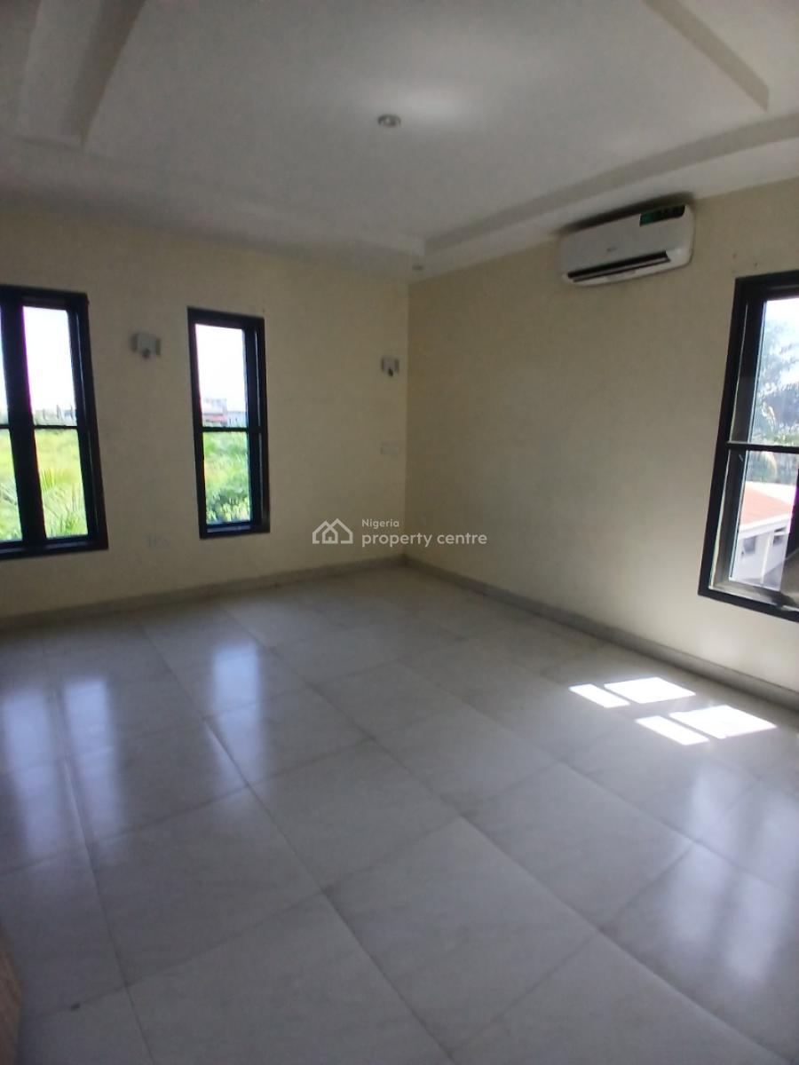 Serviced 2 Bedroom En-suite Flat with an Open Fitted Kitchen, Cooker,, Ikate Elegushi, Lekki, Lagos, Flat / Apartment for Rent