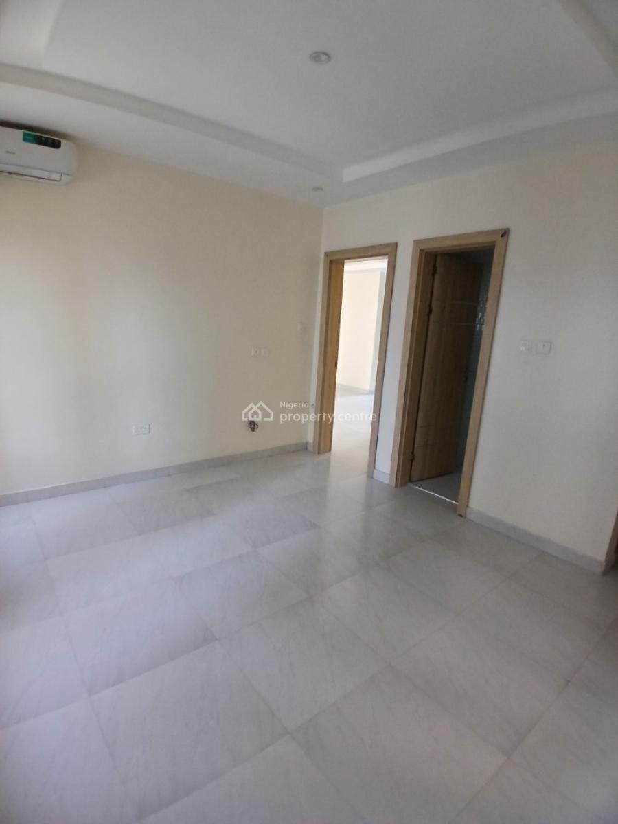 Serviced 2 Bedroom En-suite Flat with an Open Fitted Kitchen, Cooker,, Ikate Elegushi, Lekki, Lagos, Flat / Apartment for Rent