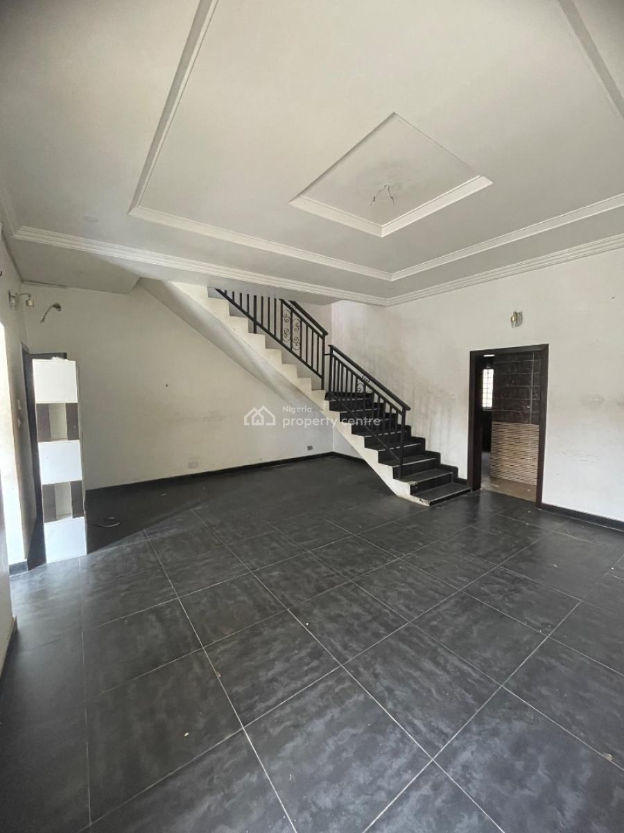 Well Maintained Self Serviced 3 Bedroom Terrace Duplex with Bq, Osapa, Lekki, Lagos, Terraced Duplex for Rent