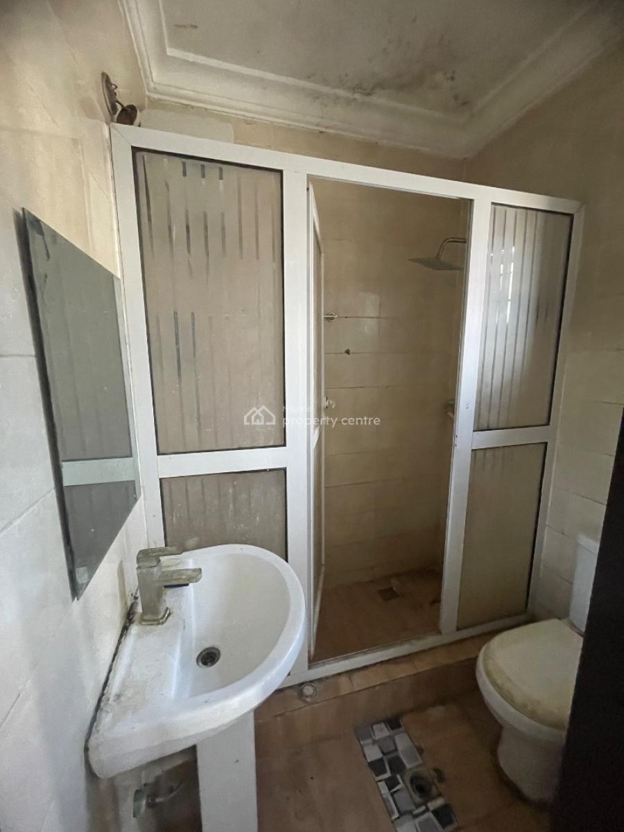 Well Maintained Self Serviced 3 Bedroom Terrace Duplex with Bq, Osapa, Lekki, Lagos, Terraced Duplex for Rent