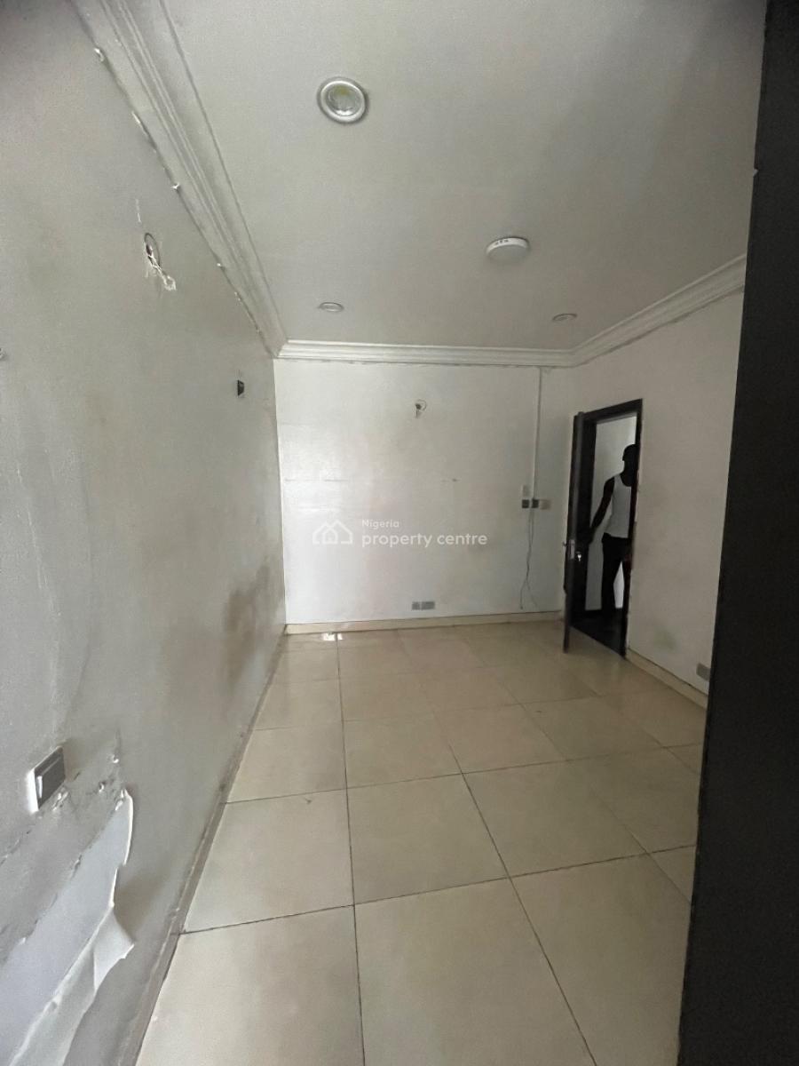 Well Maintained Self Serviced 3 Bedroom Terrace Duplex with Bq, Osapa, Lekki, Lagos, Terraced Duplex for Rent