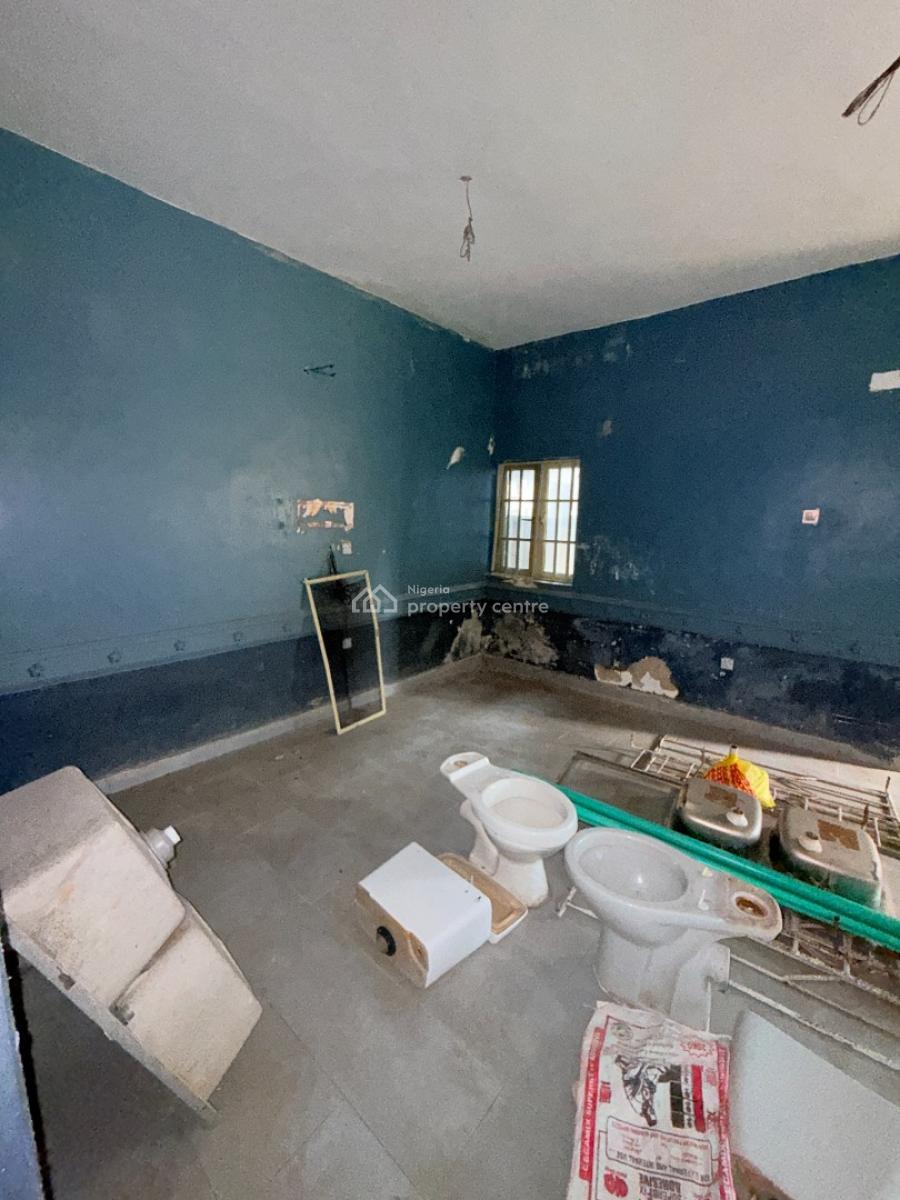 Distress Offer 4 Bedroom Semi Detached Duplex in Prime Location, Abraham Adesanya, Ajah, Lagos, Semi-detached Duplex for Sale