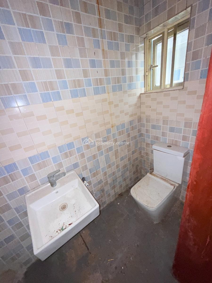 Distress Offer 4 Bedroom Semi Detached Duplex in Prime Location, Abraham Adesanya, Ajah, Lagos, Semi-detached Duplex for Sale