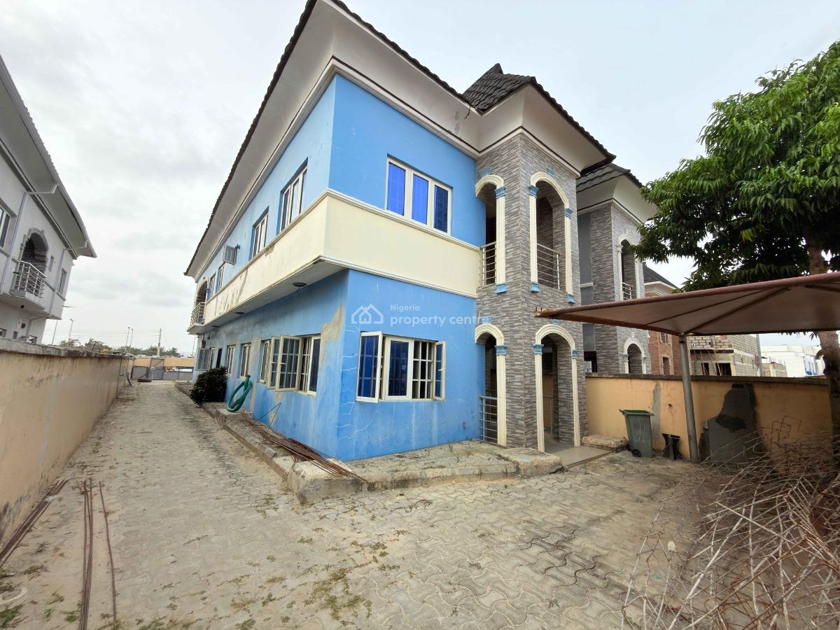 Distress Offer 4 Bedroom Semi Detached Duplex in Prime Location, Abraham Adesanya, Ajah, Lagos, Semi-detached Duplex for Sale