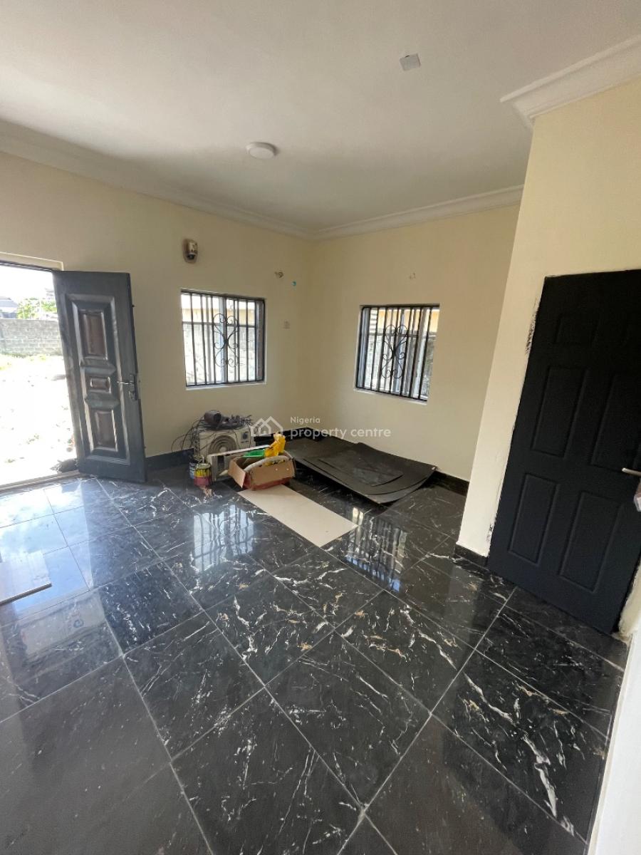 Newly Built Spacious Mini Flat in a Serene Environment, Pero, Ogombo, Ajah, Lagos, Mini Flat (room and Parlour) for Rent