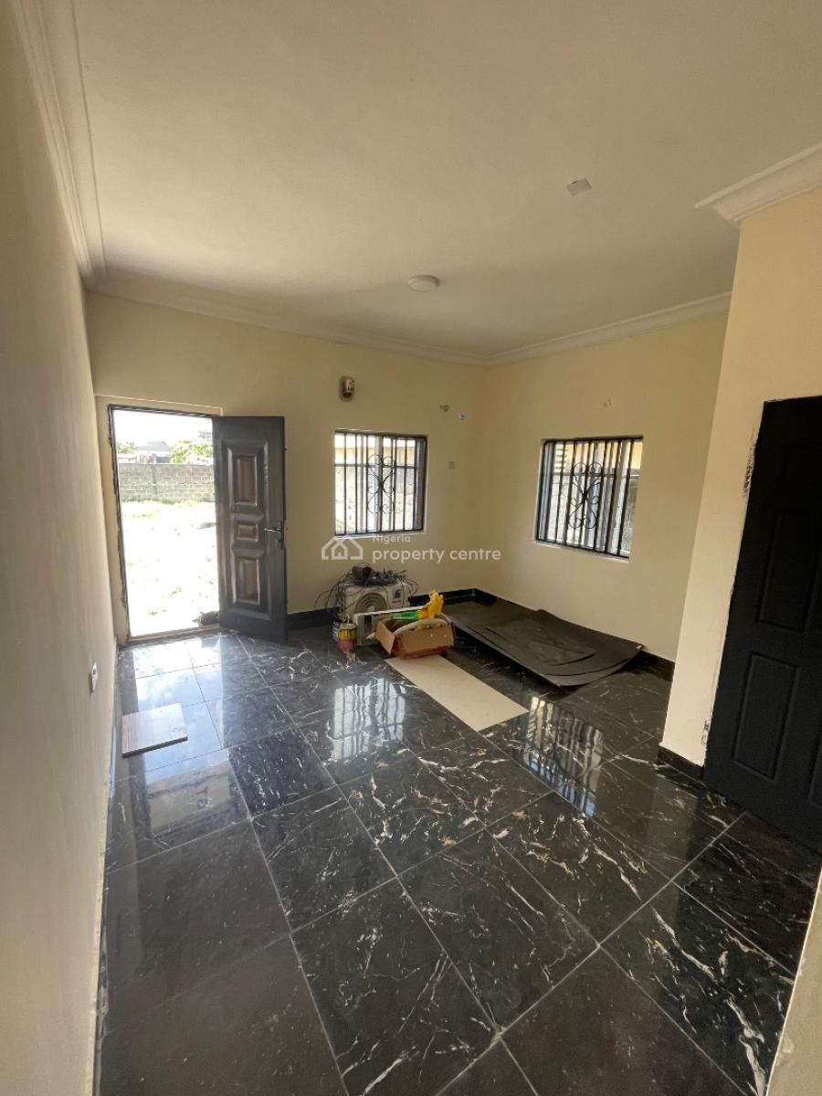 Newly Built Spacious Mini Flat in a Serene Environment, Pero, Ogombo, Ajah, Lagos, Mini Flat (room and Parlour) for Rent