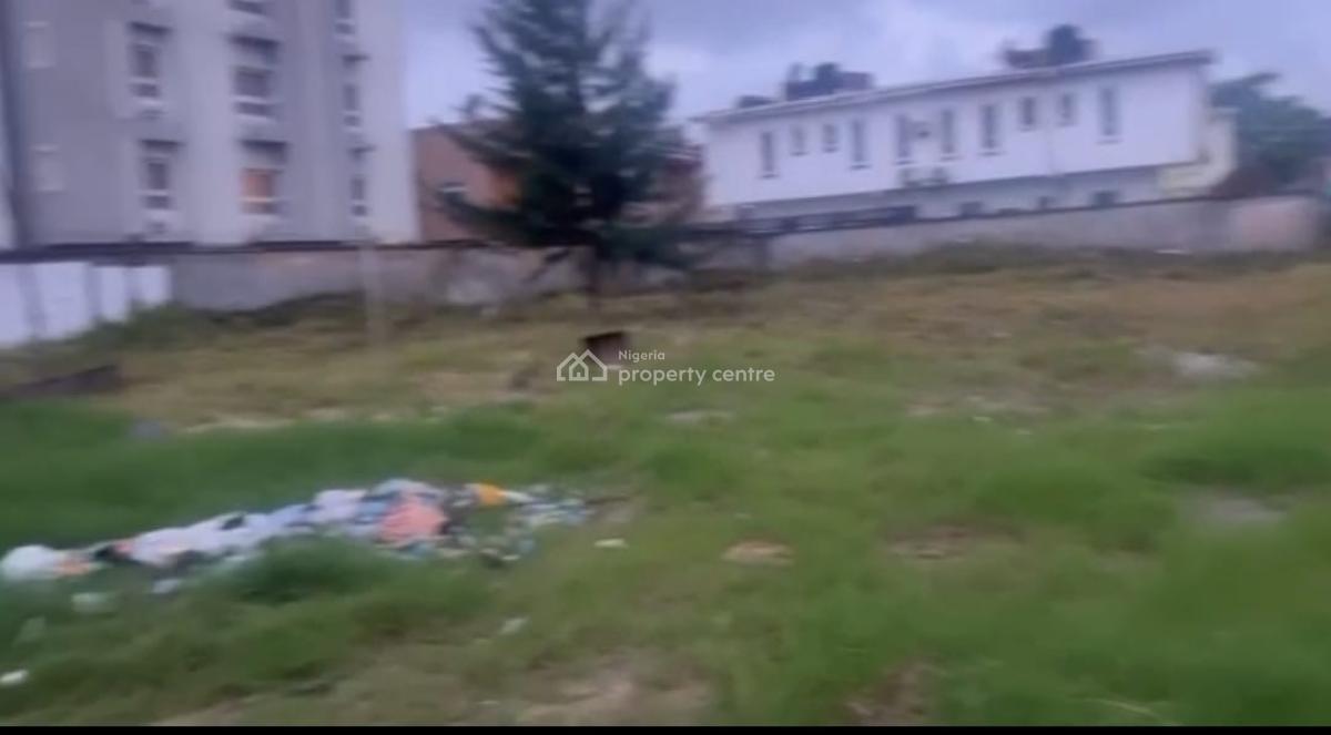 Well Located 2640 Sqmtrs of Bareland, Directly on Admiralty Way, Lekki Phase 1, Lekki, Lagos, Commercial Land for Rent