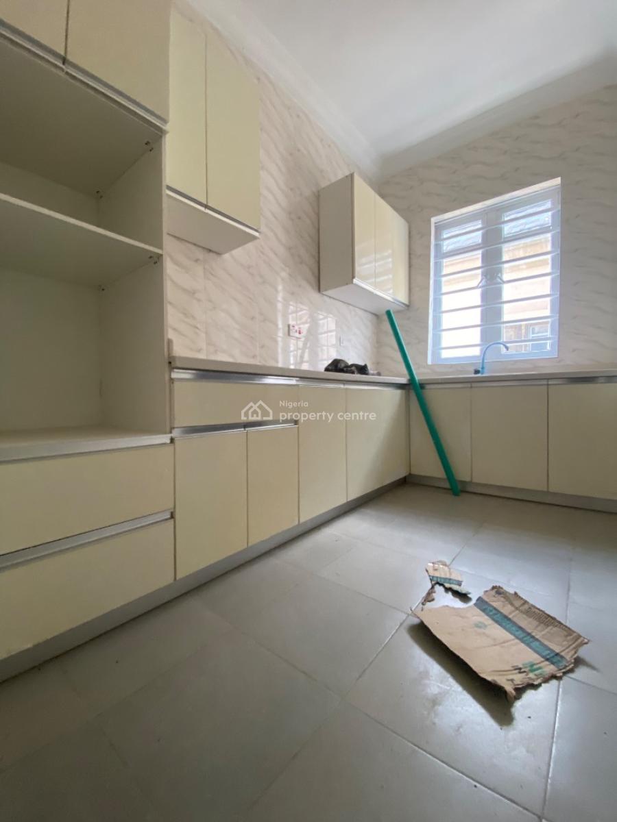 Brandnew 2bedroom Flat, Off Monastery Road Behind Shoprite Sangotedo, Sangotedo, Ajah, Lagos, Flat / Apartment for Rent