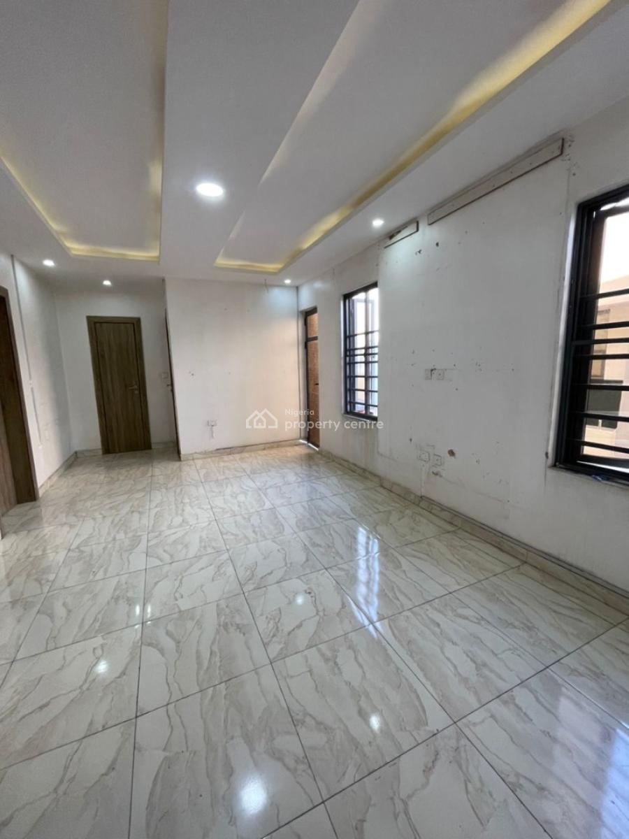 Luxury 2 Bedroom Apartment with Excellent Facilities, Ologolo, Lekki, Lagos, Flat / Apartment for Rent