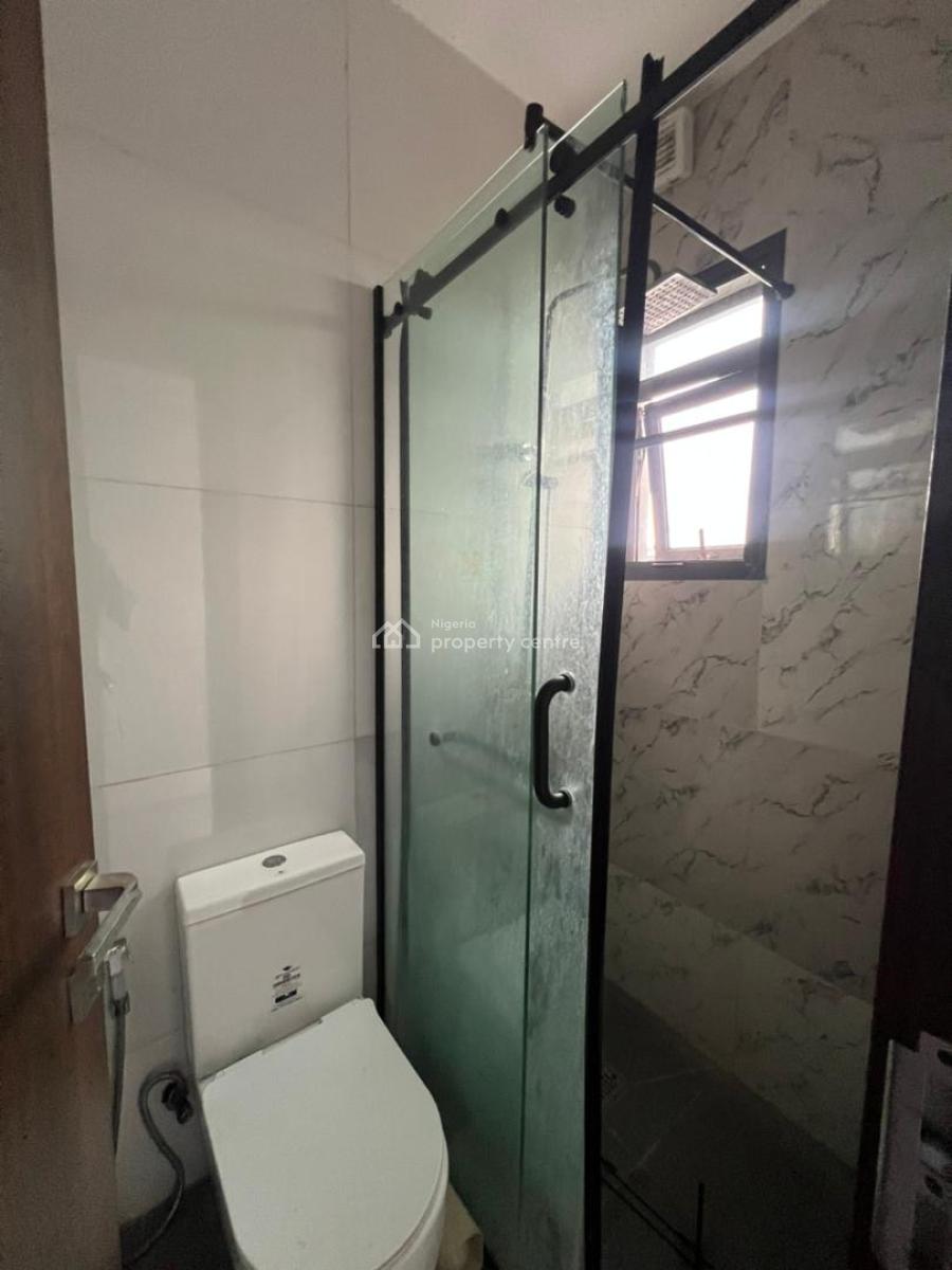Luxury 2 Bedroom Apartment with Excellent Facilities, Ologolo, Lekki, Lagos, Flat / Apartment for Rent