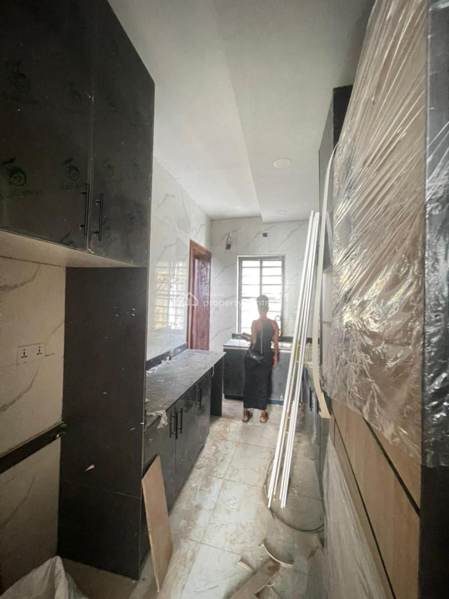 Fully Serviced 2 Bedroom Apartment Newly Built, Ologolo Lekki, Ologolo, Lekki, Lagos, Flat / Apartment for Rent