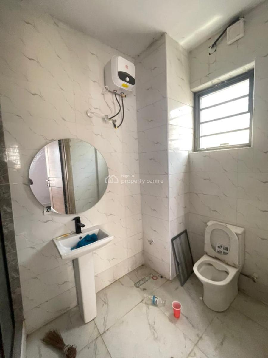 Fully Serviced 2 Bedroom Apartment Newly Built, Ologolo Lekki, Ologolo, Lekki, Lagos, Flat / Apartment for Rent