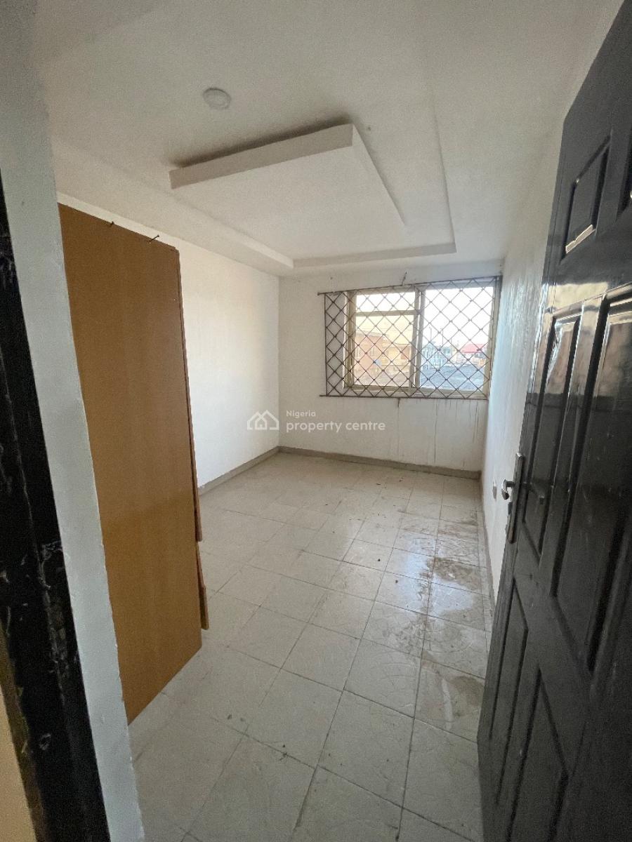 Spacious 2bed, Estate, Ogba, Ikeja, Lagos, Flat / Apartment for Rent
